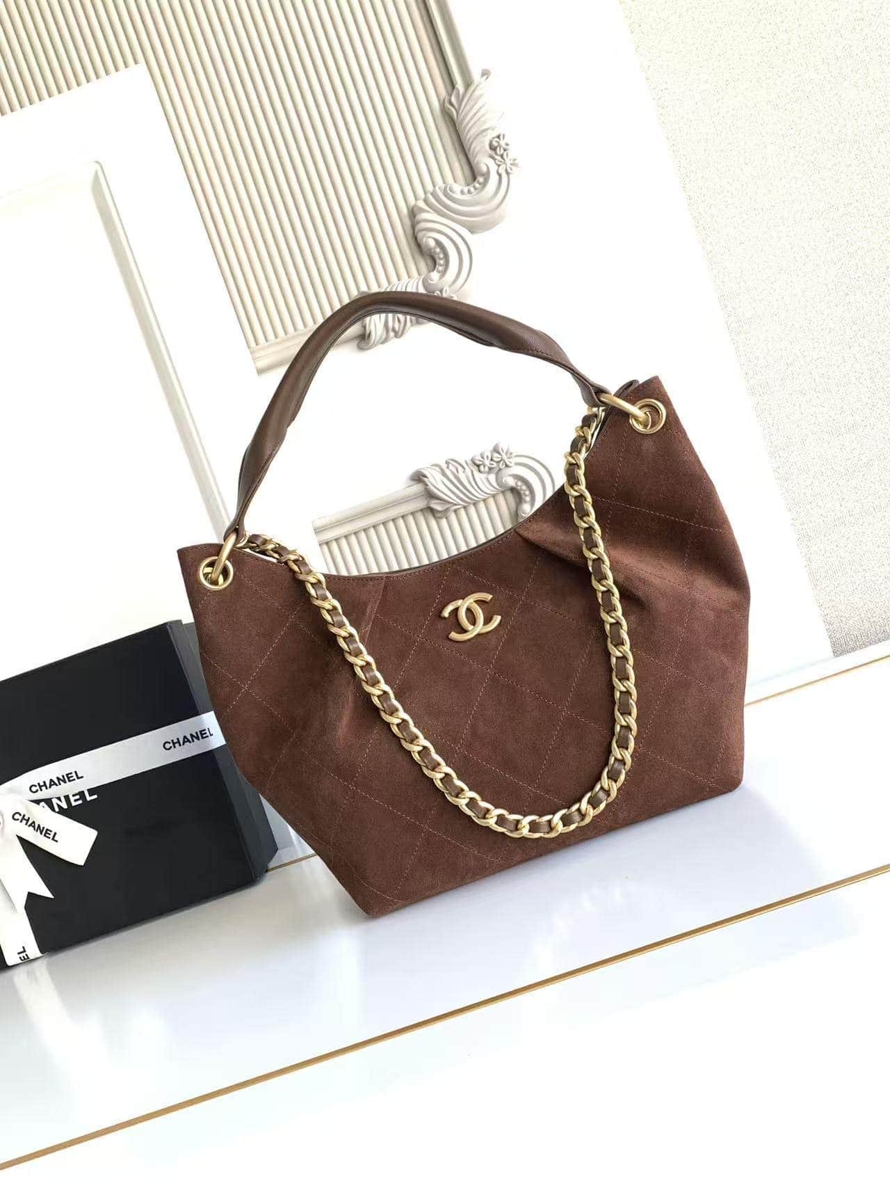 Best Everyday Bags for Women: Style, Comfort, and Practicality